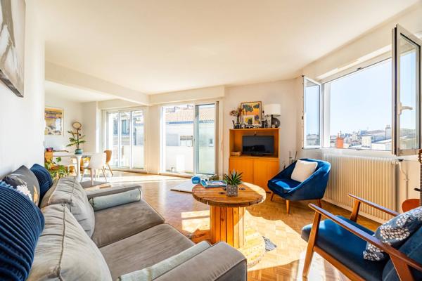 APPARTEMENT TROIS PIÈCES BORDEAUX ENTRE FONDAUDEGE ET TOURNY PROCHE DES COMMERCES