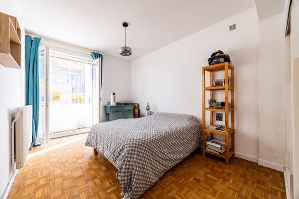 APPARTEMENT TROIS PIÈCES BORDEAUX ENTRE FONDAUDEGE ET TOURNY PROCHE DES COMMERCES