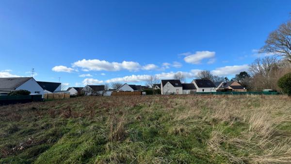 Terrains constructibles entre 321 m² et 524 m²