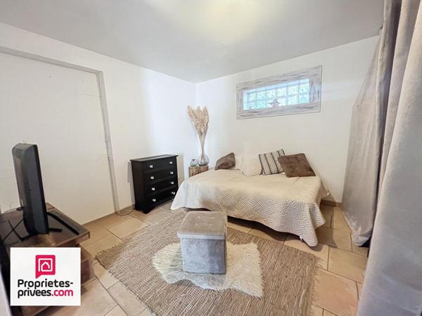 Rians villa T 3/4  sur 2512 m²  en campagne sans voisins