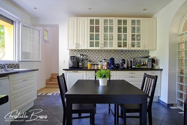 Maison proche toutes commodités dans quartier pavillonnaire