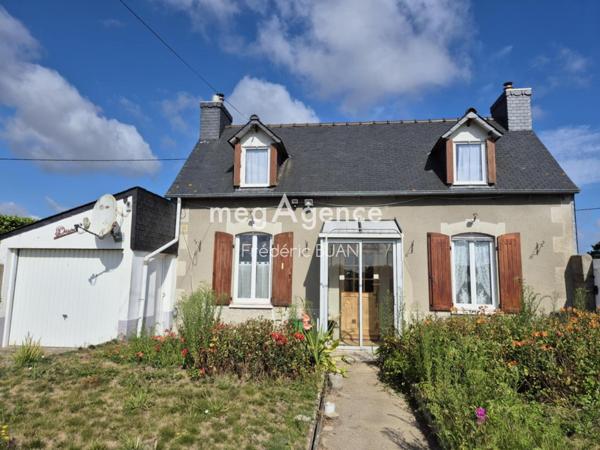 Maison à PLOUGUIEL, 22220 - 4 pièces 77m²