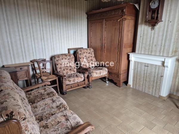 Maison à PLOUGUIEL, 22220 - 4 pièces 77m²