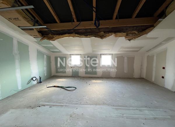 BAR LE DUC : Immeuble avec Local Commercial de 71m2 + Grand Appartement de 128m2