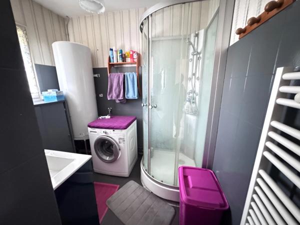 Maison de 75 m² avec Dépendance à Rénover – Centre de Castelculier