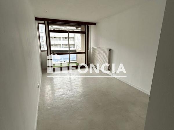 Location Appartement 2 pièces 47.55 m² - 38-40 RUE SAINTE BAUME Marseille 13010