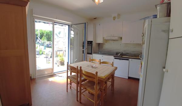 Maison à DOL-DE-BRETAGNE, 35120 - 4 pièces 81m²