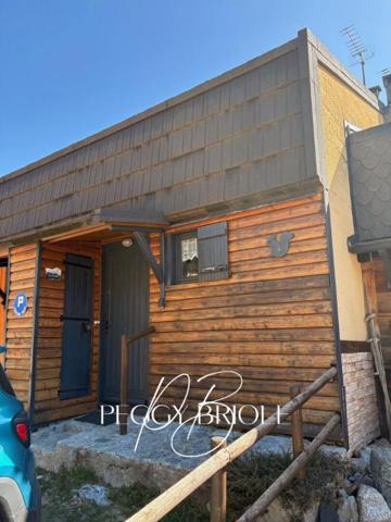 Chalet 2 faces aux Angles