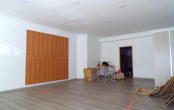 Vente Local commercial à rafraîchir Beziers