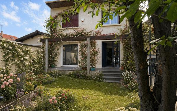 Maison à vendre    5 pièces •  Saint-Maur-des-Fossés