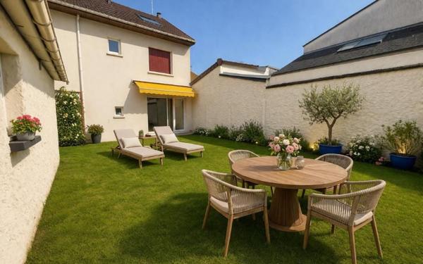 Maison à vendre    5 pièces •  Saint-Maur-des-Fossés