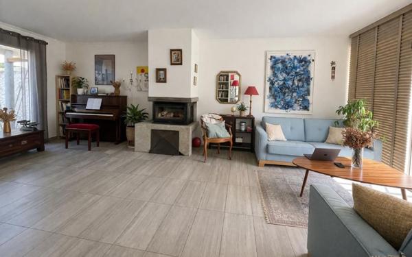 Maison à vendre    5 pièces •  Saint-Maur-des-Fossés