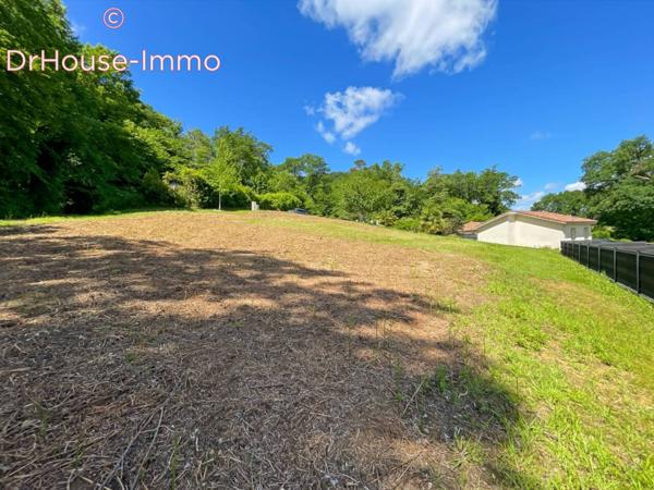 Terrain à vendre de 749 m²