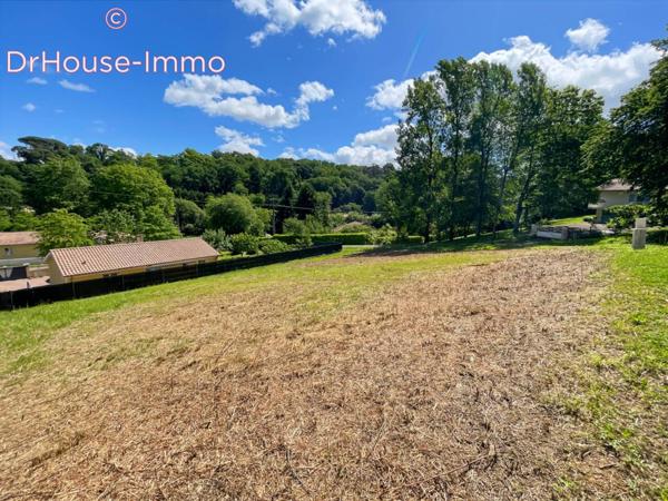 Terrain à vendre de 749 m²