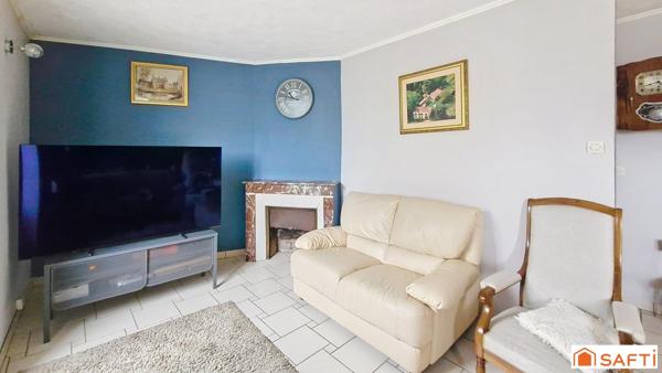 CHARMANTE MAISON ANCIENNE DEPENDANCE ET TERRAIN