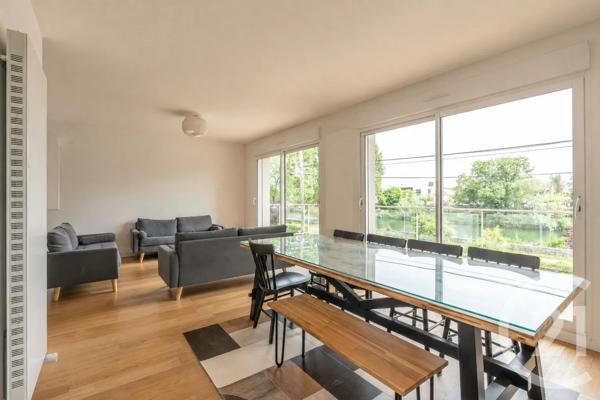 Maison à vendre  5 pièces - 109,50 m 2   ST MAUR DES FOSSES  - 94
