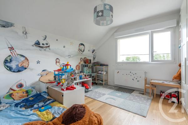 Maison à vendre  5 pièces - 109,50 m 2   ST MAUR DES FOSSES  - 94