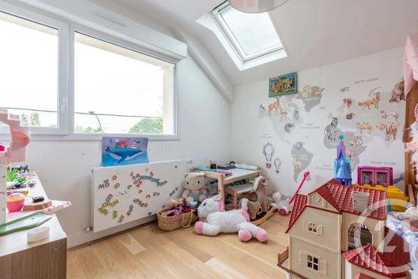 Maison à vendre  5 pièces - 109,50 m 2   ST MAUR DES FOSSES  - 94