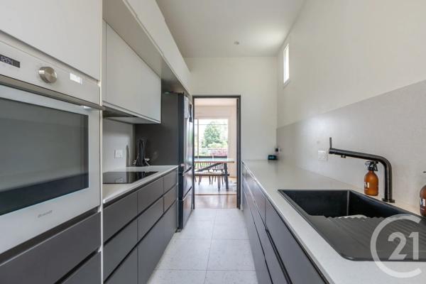 Maison à vendre  5 pièces - 109,50 m 2   ST MAUR DES FOSSES  - 94