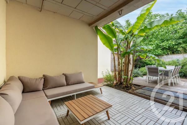 Maison à vendre  5 pièces - 109,50 m 2   ST MAUR DES FOSSES  - 94