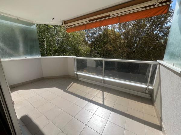 A VENDRE 2P 45m² VUE JARDIN BALCON LES HESPERIDES VAL DE BEAUTE