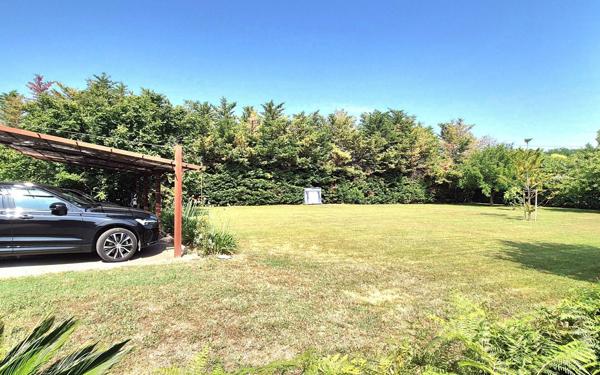 Maison à vendre    6 pièces • 295 m2 La Crau