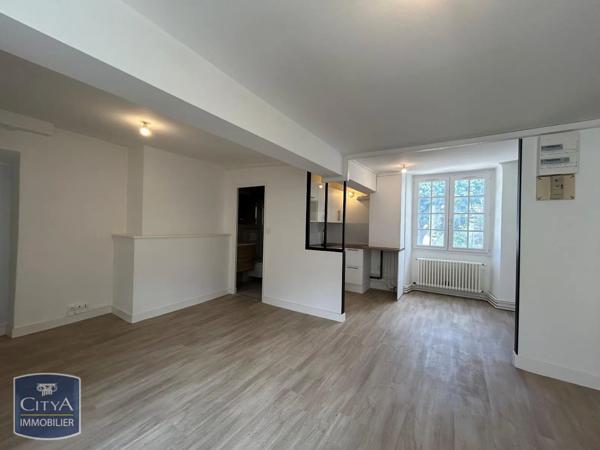 Appartement à louer 2 pièces 48.74m² Blois (41000)