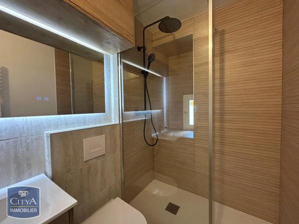 Appartement à louer 2 pièces 48.74m² Blois (41000)