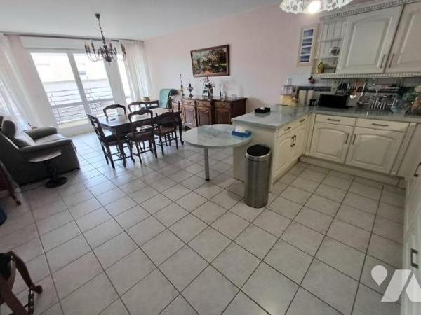 BAS ST HONORE, proche CENTRE : Bel appart  type 3 de 74 m² avec PARKING, ASCENSEUR et TERRASSE