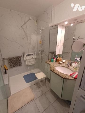 BAS ST HONORE, proche CENTRE : Bel appart  type 3 de 74 m² avec PARKING, ASCENSEUR et TERRASSE