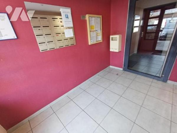 BAS ST HONORE, proche CENTRE : Bel appart  type 3 de 74 m² avec PARKING, ASCENSEUR et TERRASSE