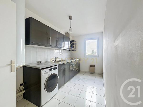 Appartement F3 à vendre  3 pièces - 67,34 m 2   NOISY LE GRAND  - 93