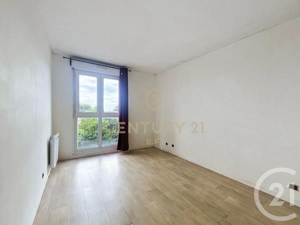 Appartement F3 à vendre  3 pièces - 67,34 m 2   NOISY LE GRAND  - 93
