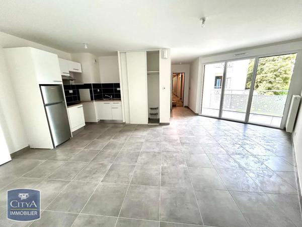 Appartement à louer 3 pièces 65.28m² Sevran (93270)