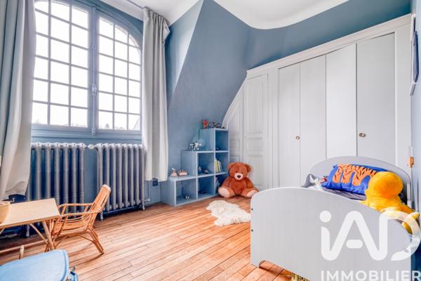 Maison à vendre 8 pièces 245 m² Évreux