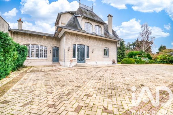 Maison à vendre 8 pièces 245 m² Évreux