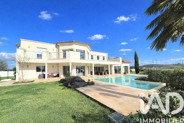 Maison à vendre 9 pièces 356 m² Cosnac