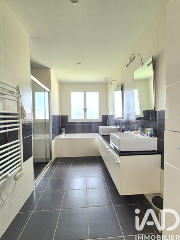 Maison à vendre 9 pièces 356 m² Cosnac