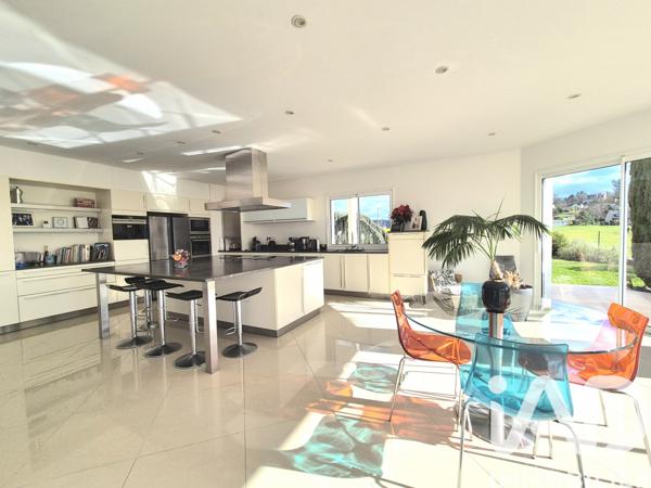 Maison à vendre 9 pièces 356 m² Cosnac