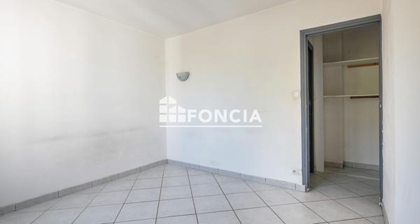 À vendre Studio 27 m² - Le Pont-de-claix 38800