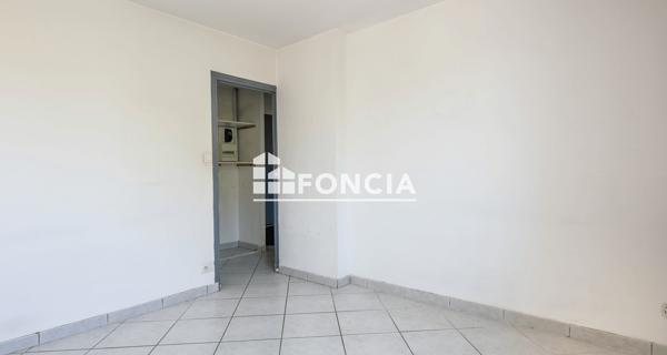 À vendre Studio 27 m² - Le Pont-de-claix 38800