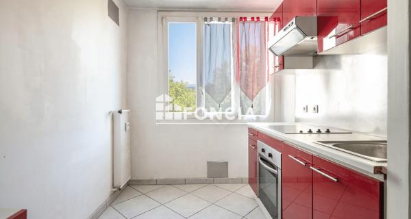 À vendre Studio 27 m² - Le Pont-de-claix 38800