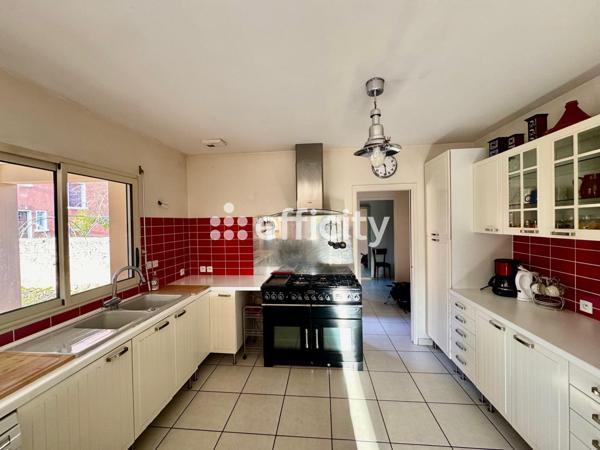 Maison 6 pièces - 142 m² Exclusivité efficity