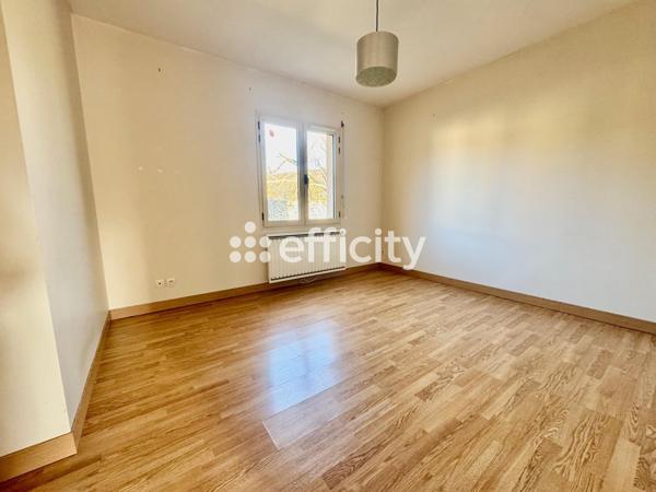 Maison 6 pièces - 142 m² Exclusivité efficity