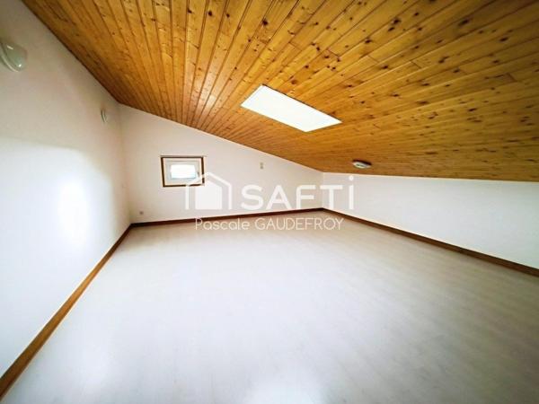 MAISON DE CHARME SUR PONS (17800)