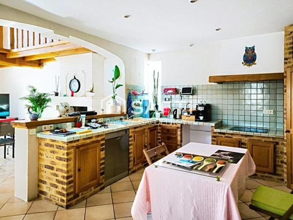 MAISON DE CHARME SUR PONS (17800)