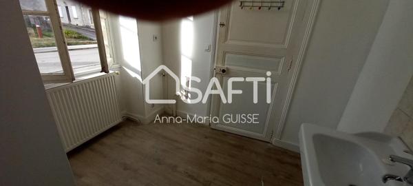 Maison Charentaise située au cœur de Rouillac