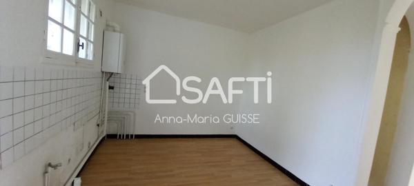 Maison Charentaise située au cœur de Rouillac