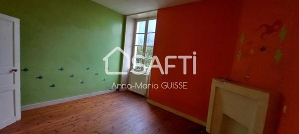 Maison Charentaise située au cœur de Rouillac