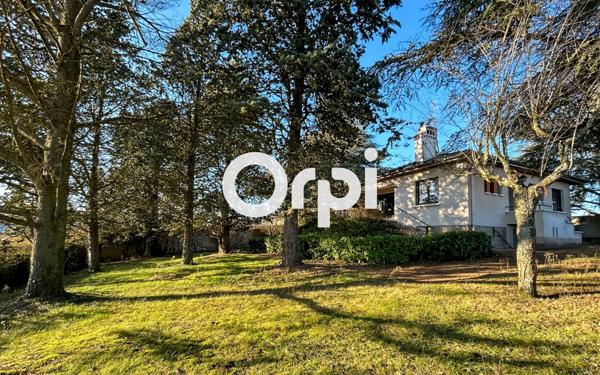 Maison à vendre    6 pièces •  Chazelles-sur-Lyon